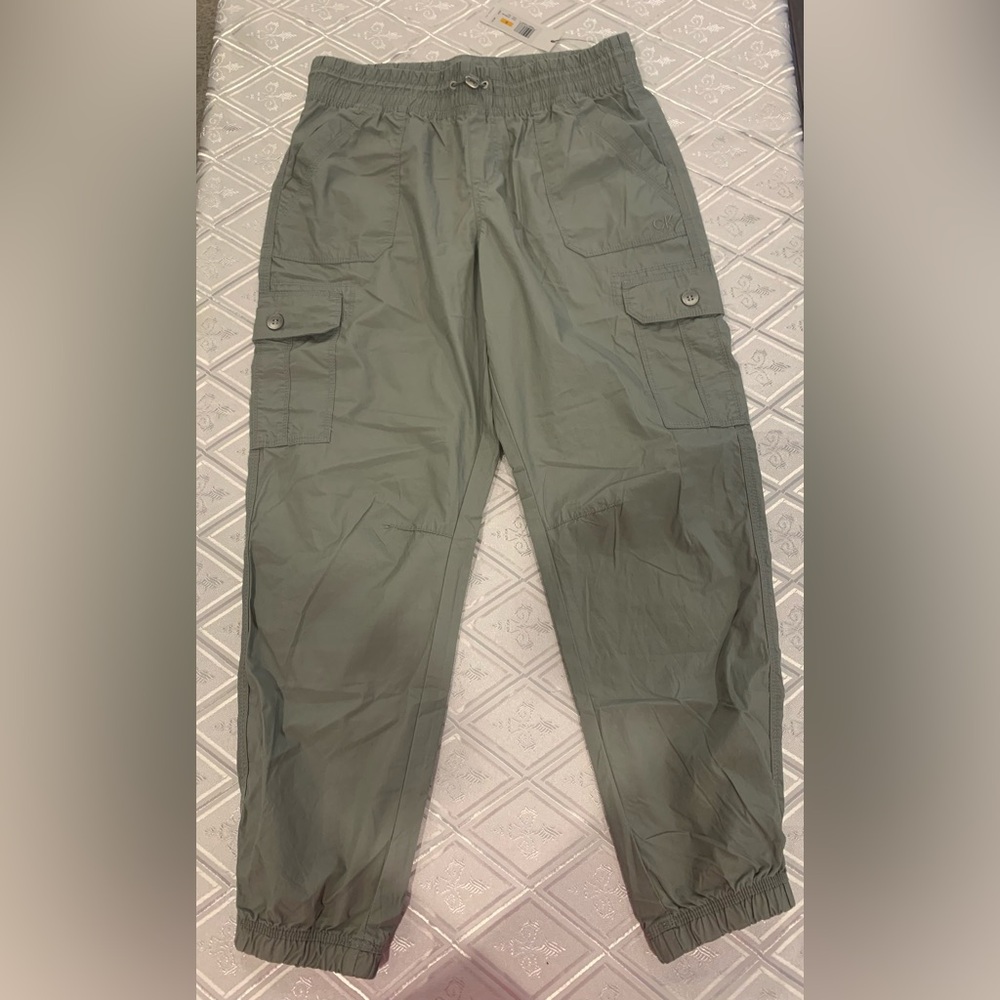 Calvin Klein Women's Cargo Pants - Gray